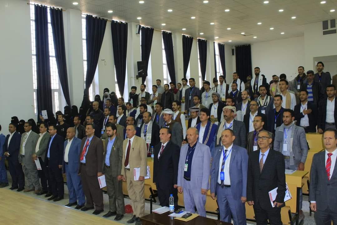 جامعة المعرفة تحصد المركز الثاني على مستوى الجامعات اليمنية في المسابقة العلمية في تخصص الشريعة والقانون